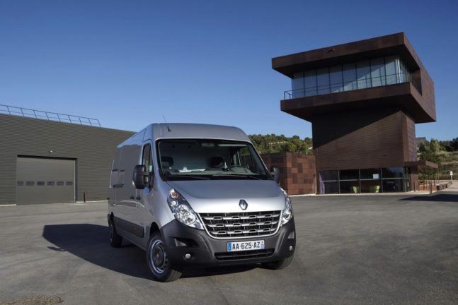 renault master 9