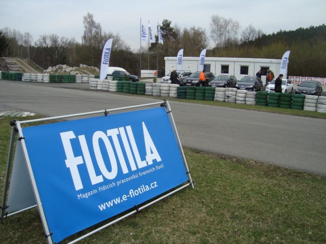 flotila testovani pneu 2012 1