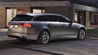 jaguar xf sportbrake 1