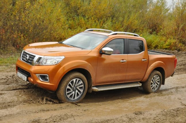 nissan_navara_np300