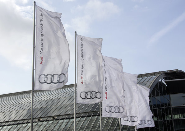Audi_vlajky