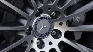 Mercedes_logo