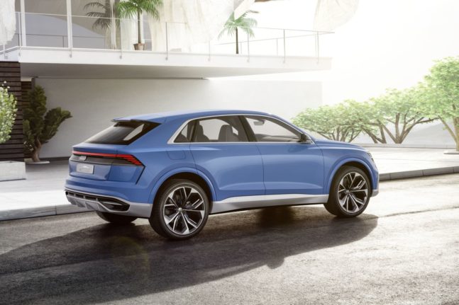 Audi_Q8a