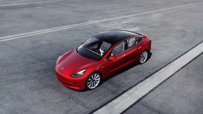 Tesla, auto, červené
