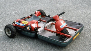 Mazda, kufr, tříkolka