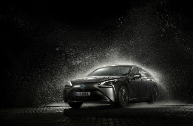 toyota mirai