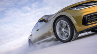 auto, sníh, pneumatiky