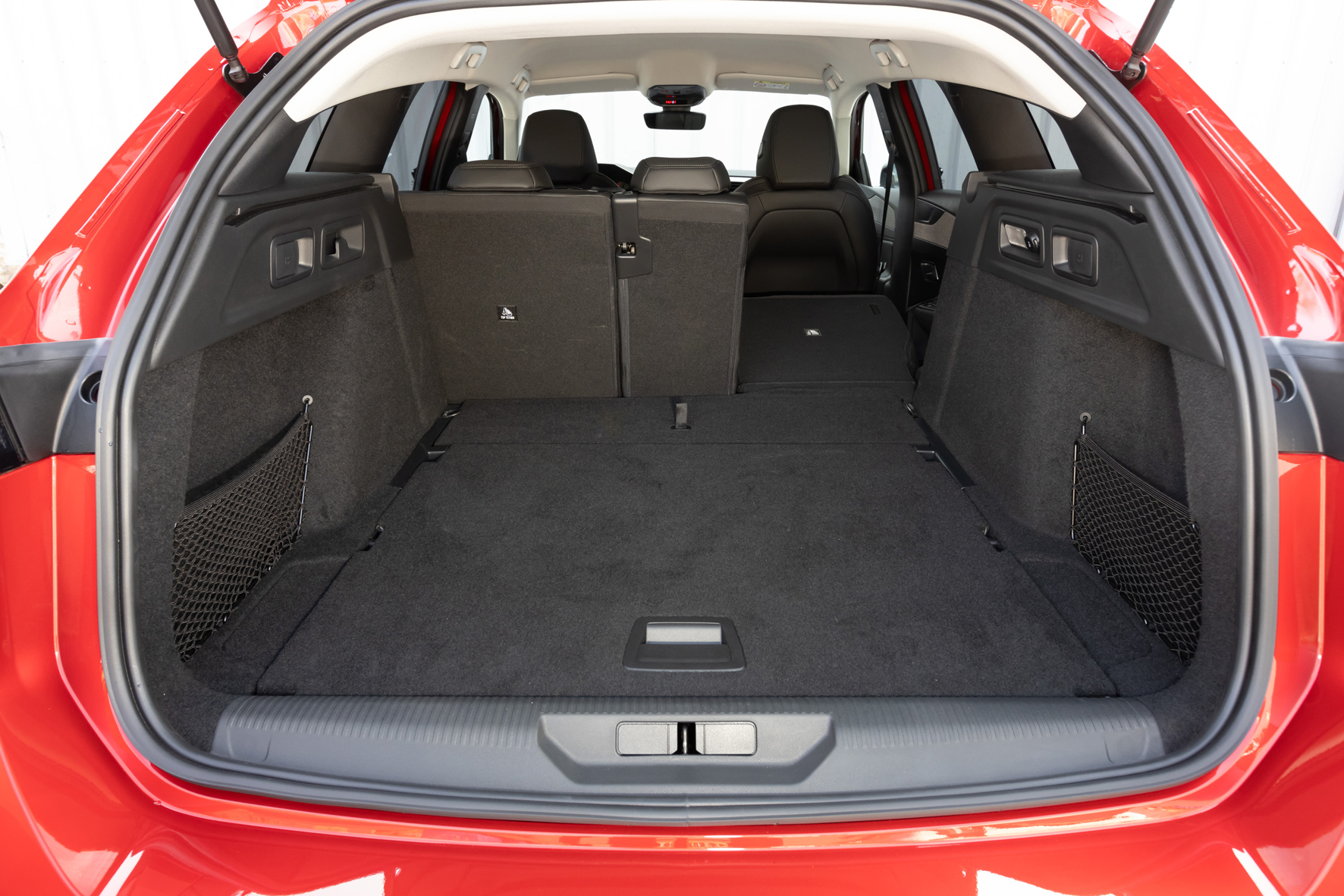auto, červené, kufr, Peugeot 308 SW