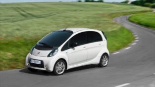 auto, bílé, elektromobil, CItroen, C-Zero