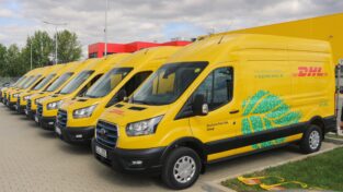 dodávky, žluté, DHL, Ford, E-Transit