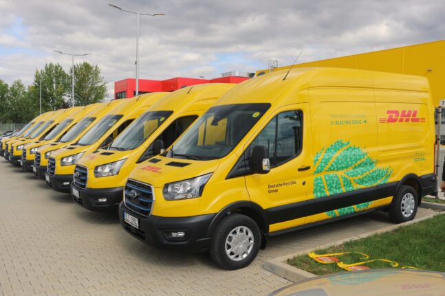 dodávky, žluté, DHL, Ford, E-Transit