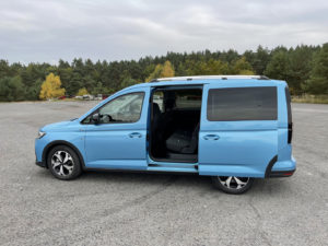 auto, modré, Ford Tourneo