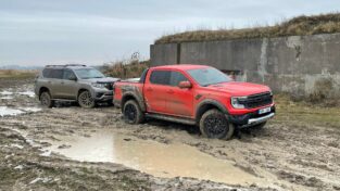 Offroad, bahno, Toyota Land Cruiser, Ford Ranger Raptor