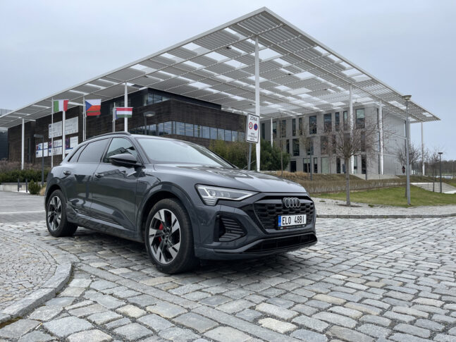 Audi Q8 e-tron