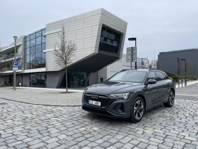 Audi Q8 e-tron