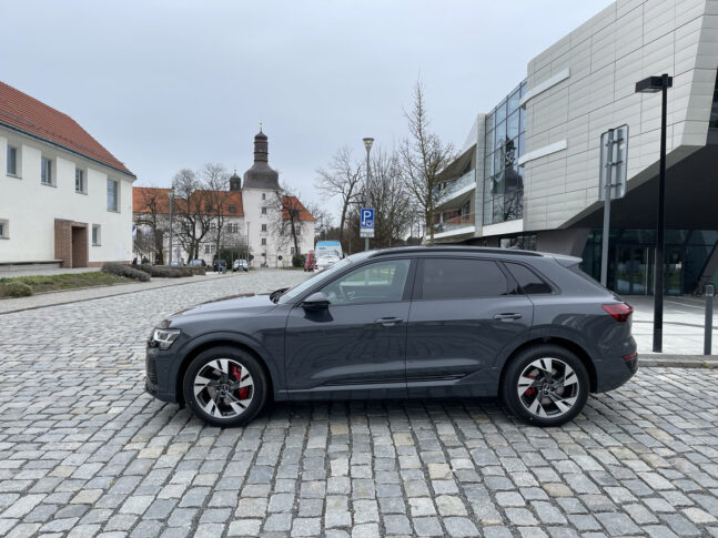 Audi Q8 e-tron