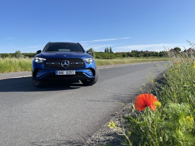 Mercedes GLC, auto, modré