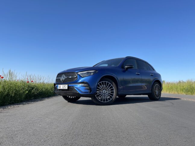 Mercedes GLC, auto, modré