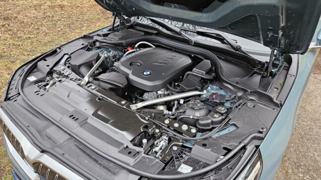 Test BMW 5, motor