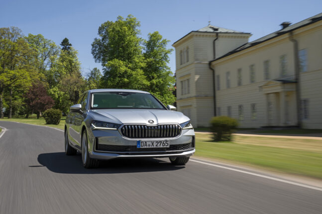 test Škoda Superb liftback 2024