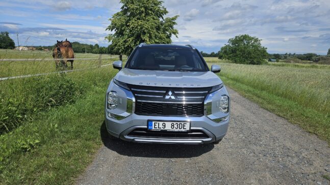 test mitsubishi outlander