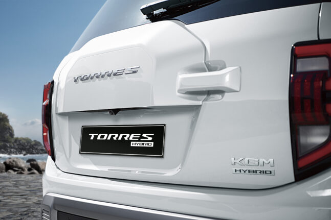 KGM Torres hybrid
