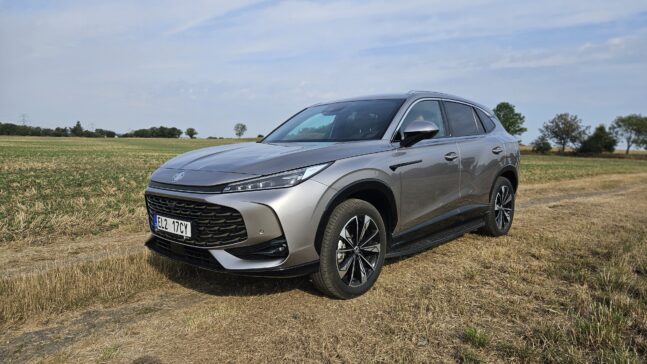 test mg hs phev