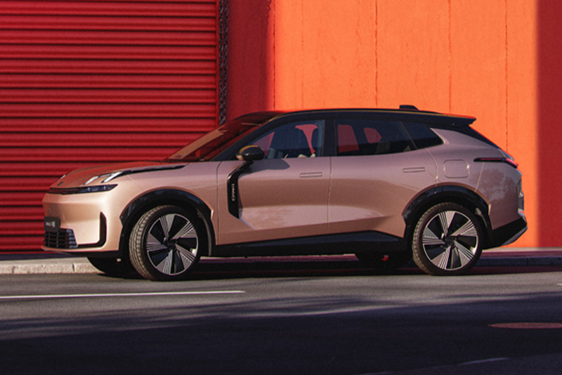 LYNK&CO 08