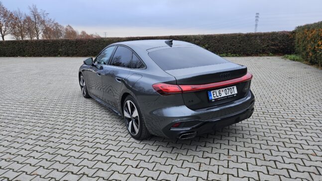 Test Audi A5 e-hybrid PHEV