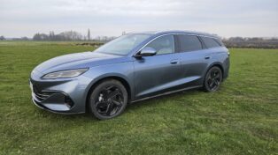 test BYD Seal 6 Touring