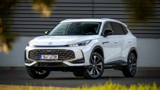 MG HS, Spring Edition